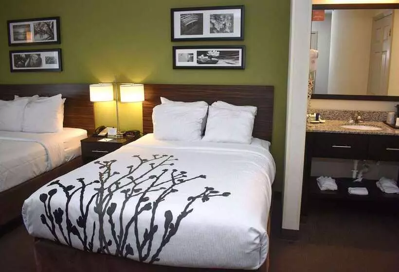 هتل Wingate By Wyndham Salisbury