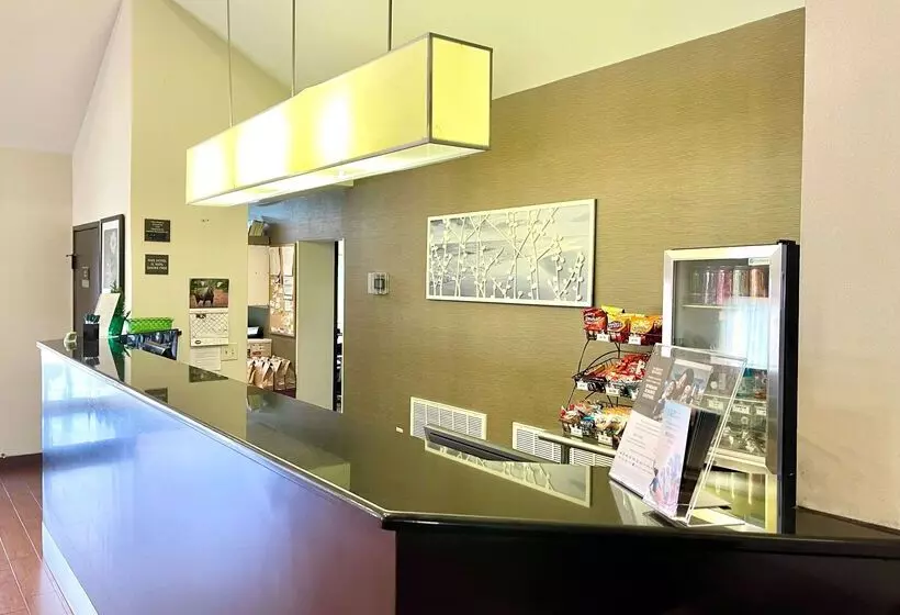 هتل Wingate By Wyndham Salisbury