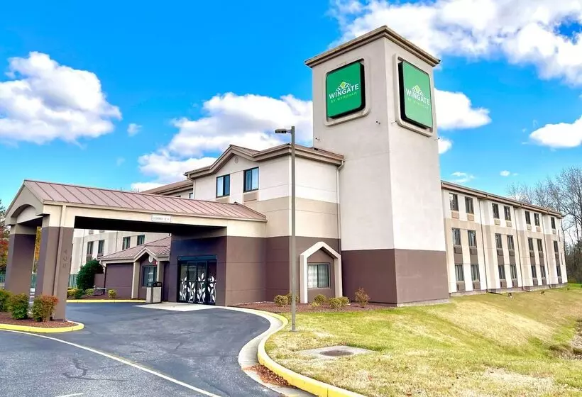 هتل Wingate By Wyndham Salisbury