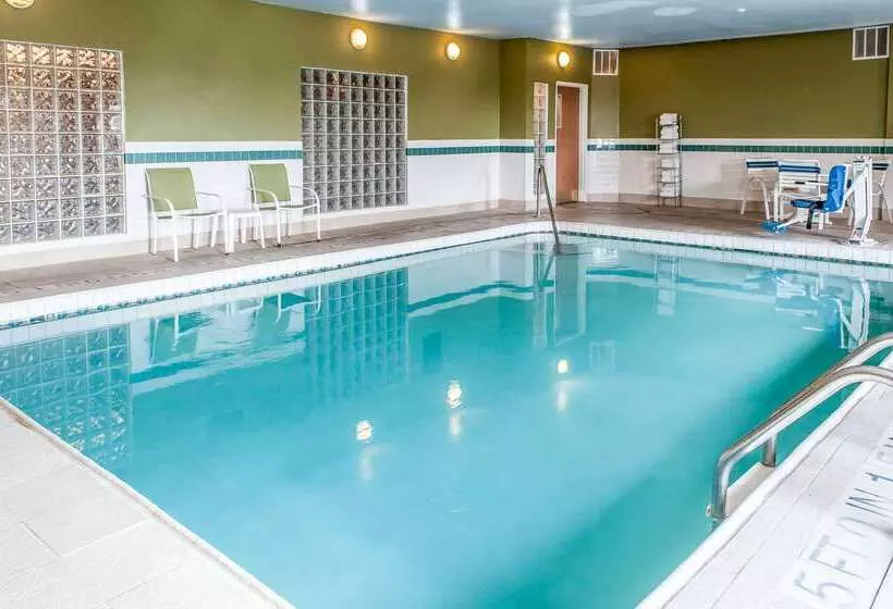 Отель Sleep Inn University