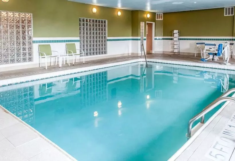 Отель Sleep Inn University