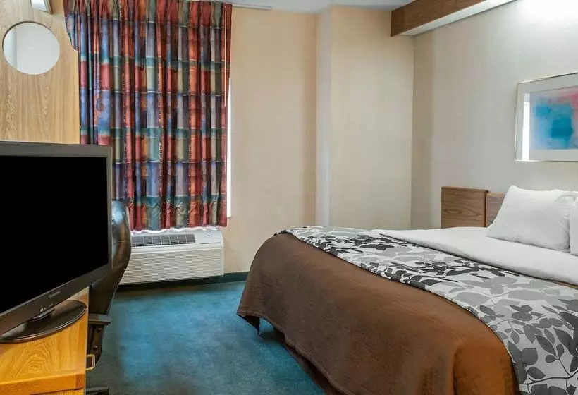 Отель Sleep Inn University