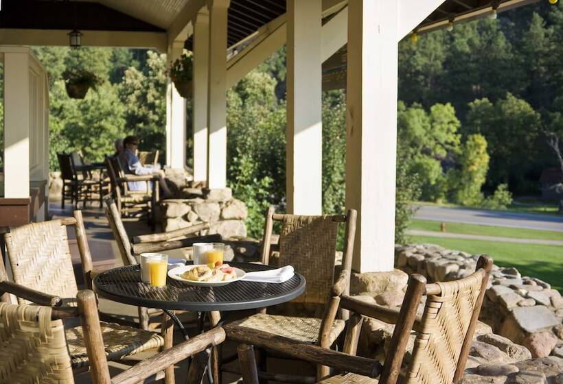 בית מלון כפרי State Game Lodge At Custer State Park Resort