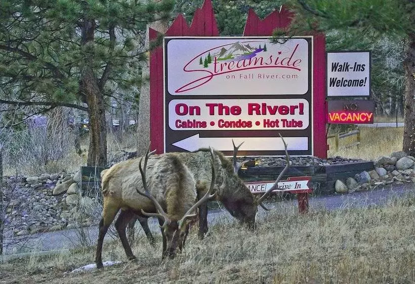 هتل Streamside On Fall River