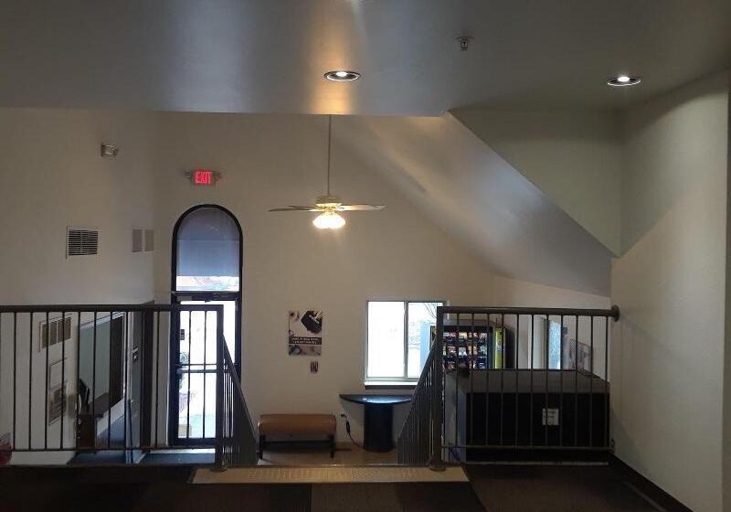 فندق Welcome Suites Hazelwood Extended Stay