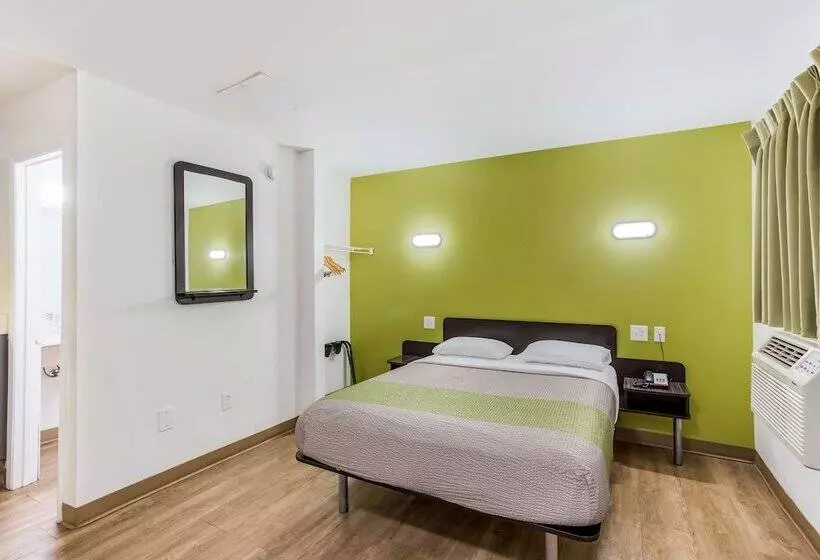 Motel 6jacksonville, Fl  South