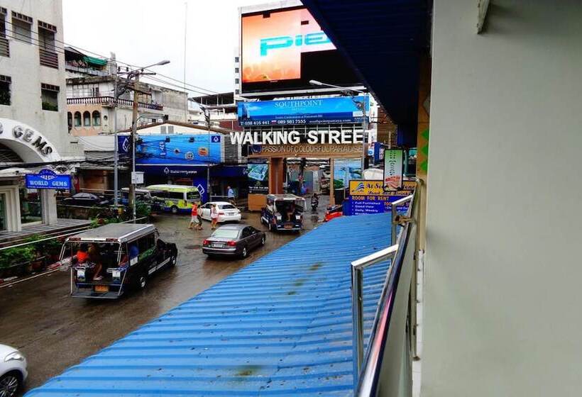 At Sea Hotel Pattaya