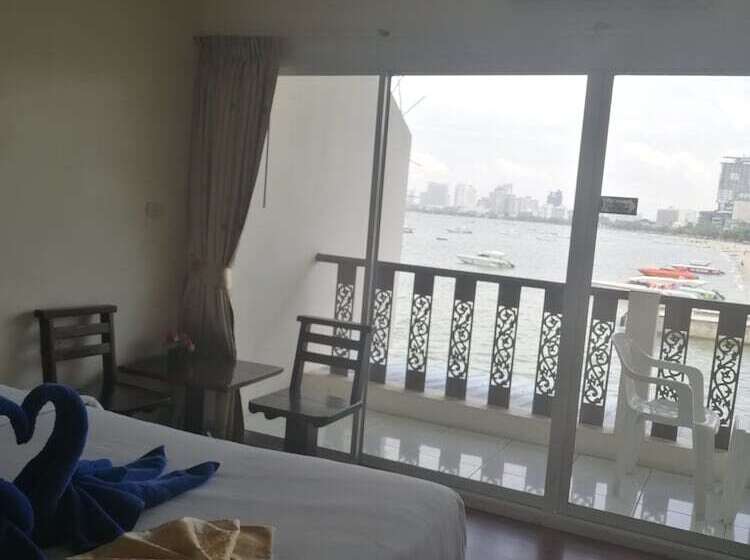 At Sea Hotel Pattaya