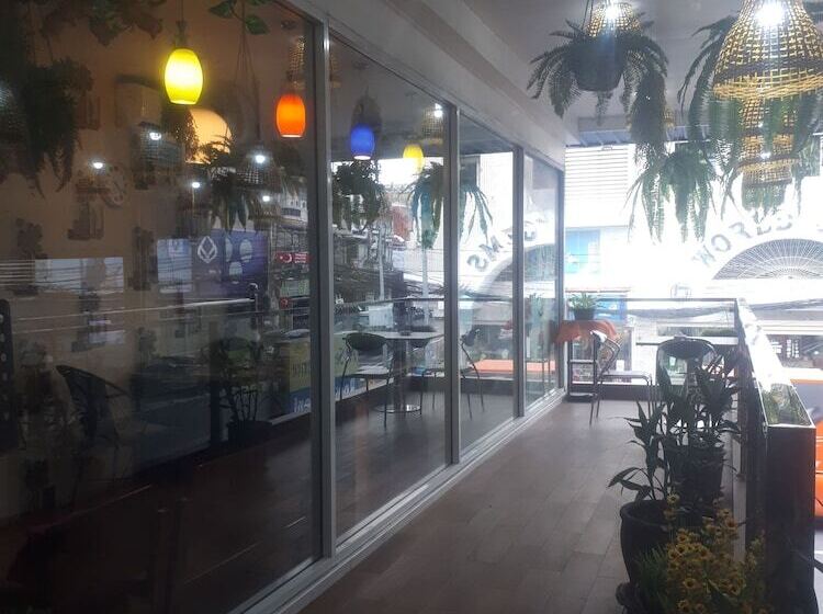 At Sea Hotel Pattaya