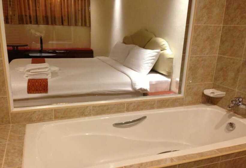 At Sea Hotel Pattaya