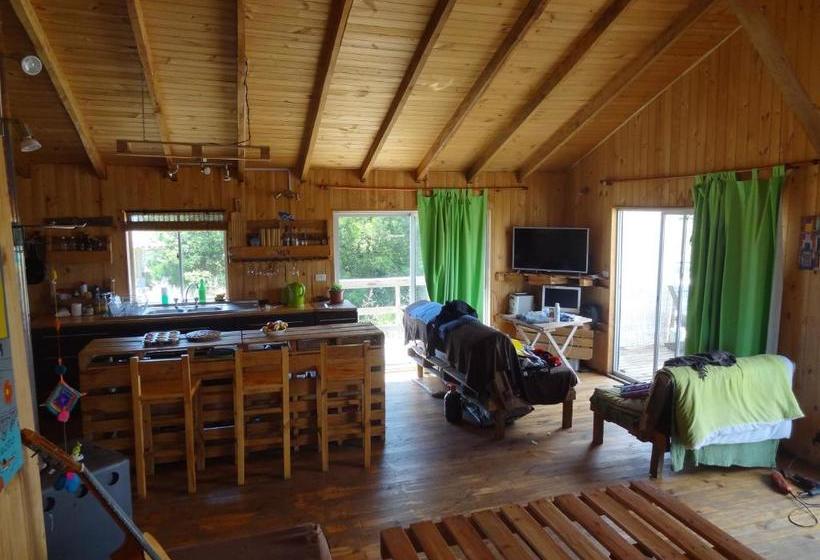 住宿加早餐  Ekilibre Surf Eco Hostal