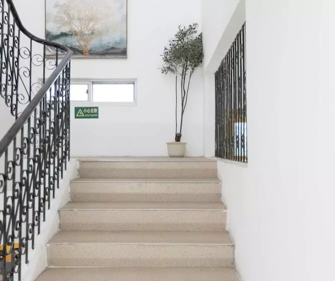 تختخواب و صبحانه Oasis Boutique House