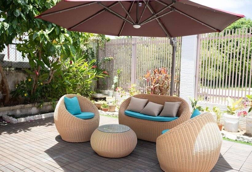 تختخواب و صبحانه Oasis Boutique House