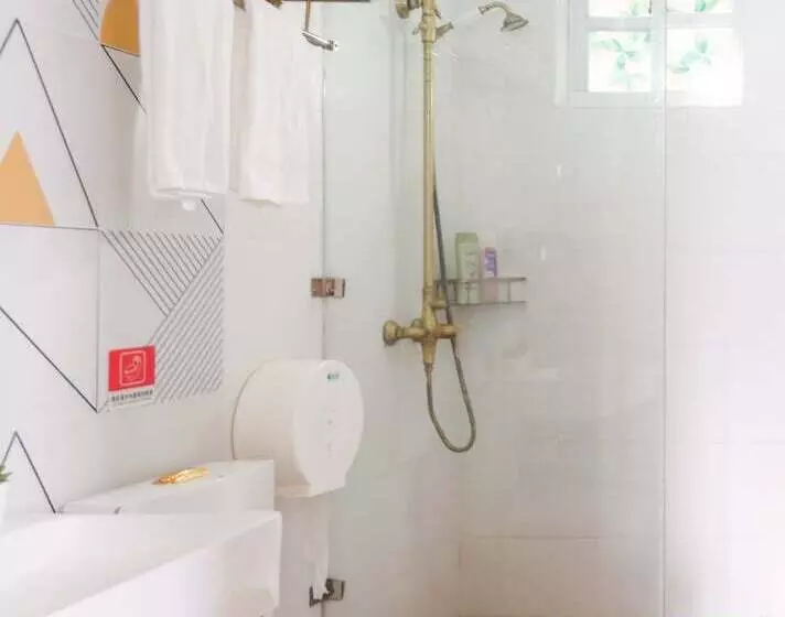تختخواب و صبحانه Oasis Boutique House