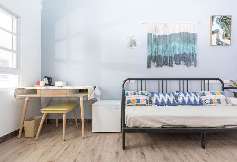 تختخواب و صبحانه Oasis Boutique House