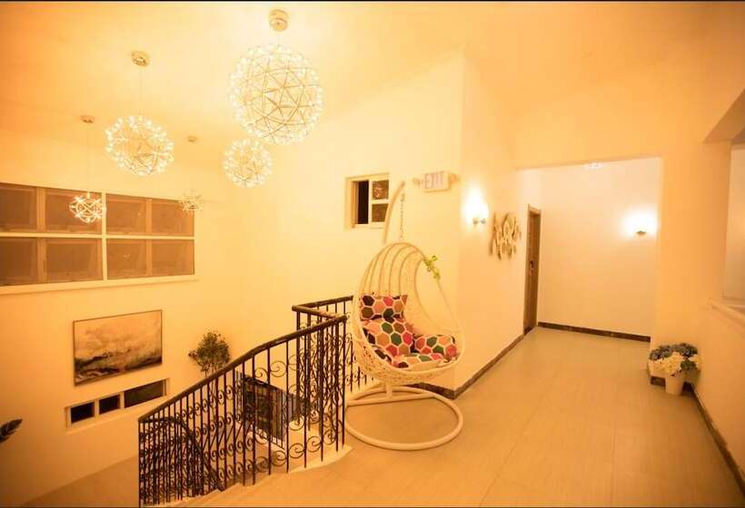 تختخواب و صبحانه Oasis Boutique House