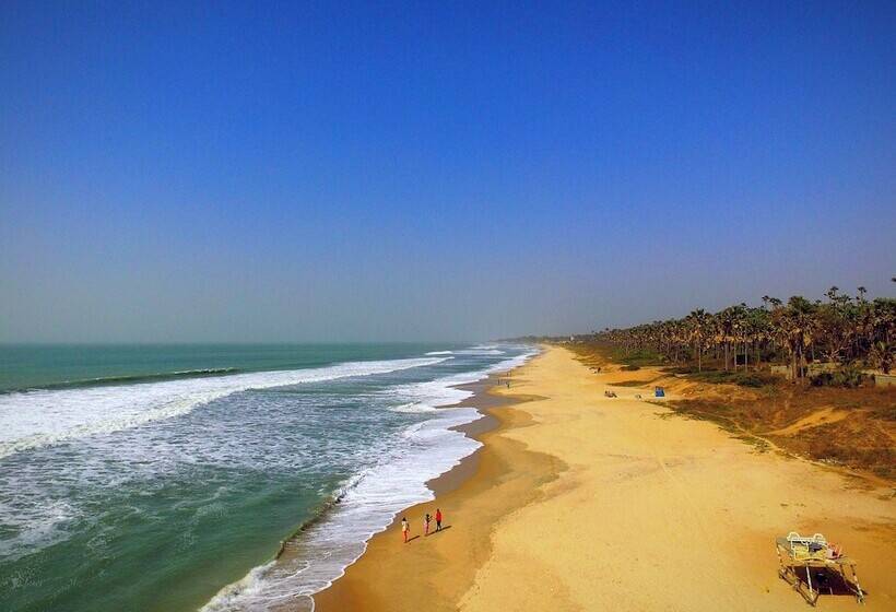 هتل Kunta Lodges Bijilo