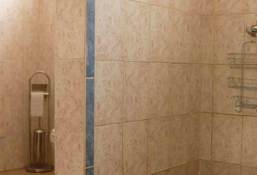 هتل Kunta Lodges Bijilo