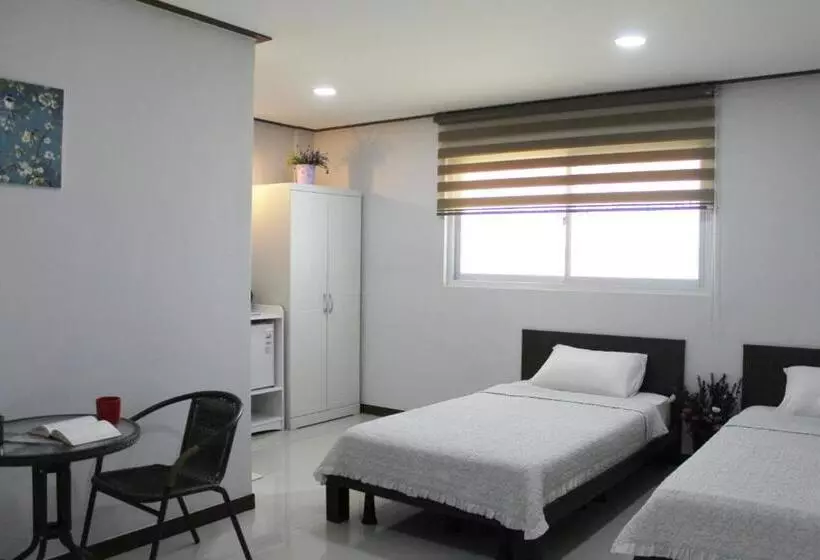 هتل Winners Residence