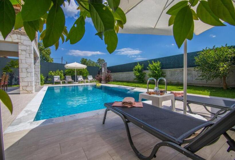 Volans Suites Villas