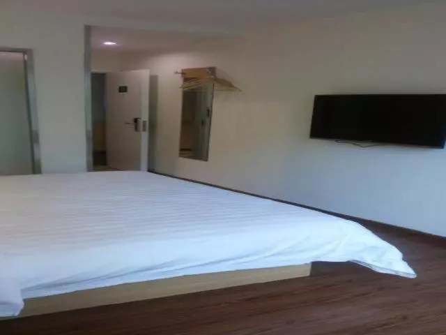 ホテル 7 Days Inn Guangzhou  Yantang Yueken Road Branch