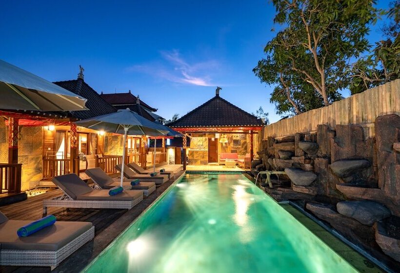 ベッドアンドブレックファースト Royal Cottage Nusa Lembongan