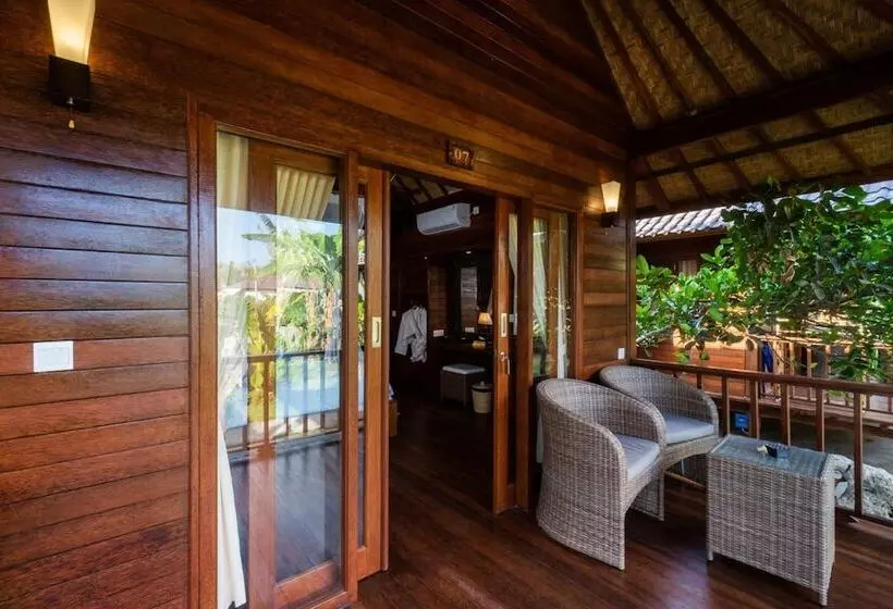 ベッドアンドブレックファースト Royal Cottage Nusa Lembongan