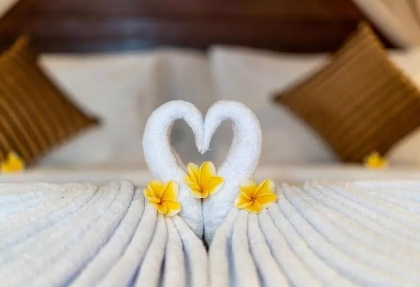 ベッドアンドブレックファースト Royal Cottage Nusa Lembongan