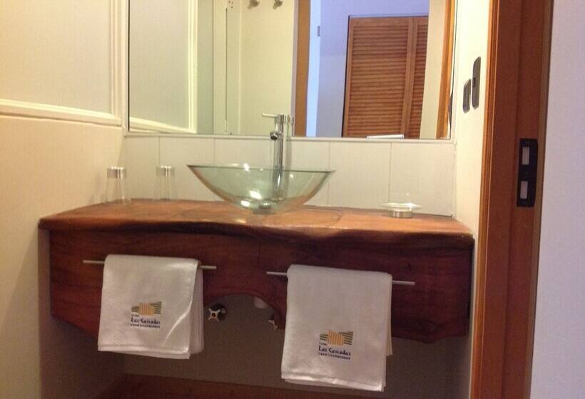 בית מלון כפרי Lodge Las Cascadas