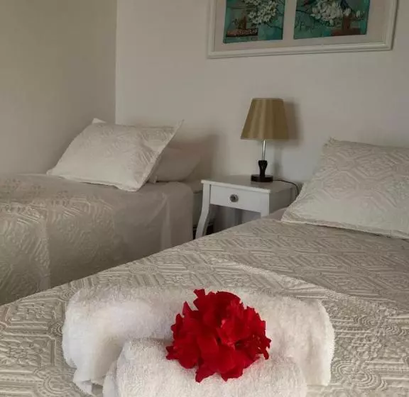 Hotelli Teanehi Bed & Breakfast