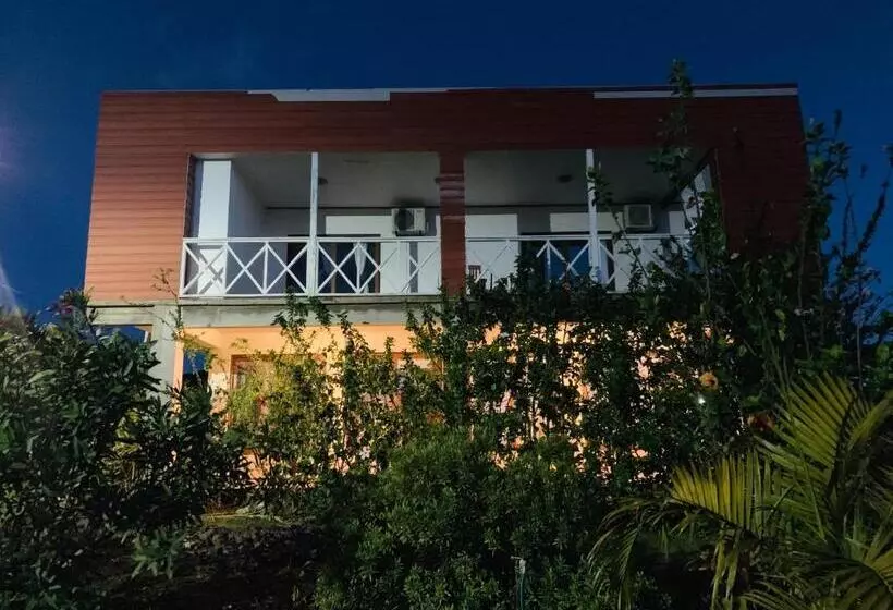 Hotelli Teanehi Bed & Breakfast