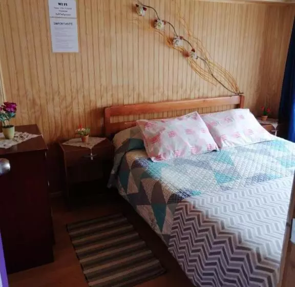 Mi Hostal Tu Casa Hostal Familiar Solo Empresas, Turistas Y Viajeros Espacio Para Bicicletas Y Motos