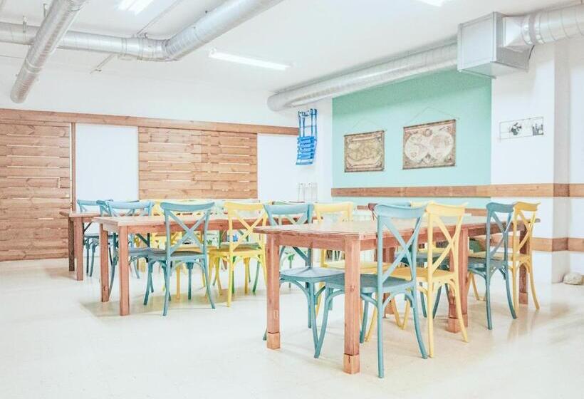 Albergue Aloxa Hostel