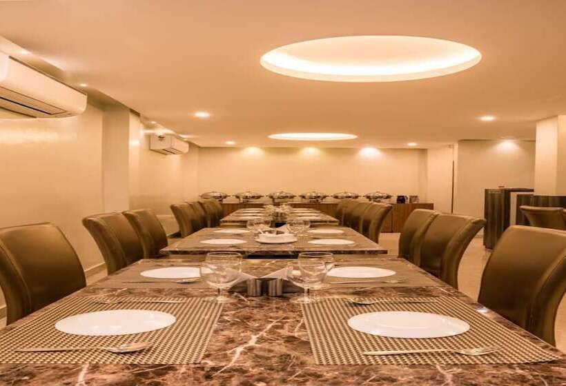 Hotelli Grand Paradise