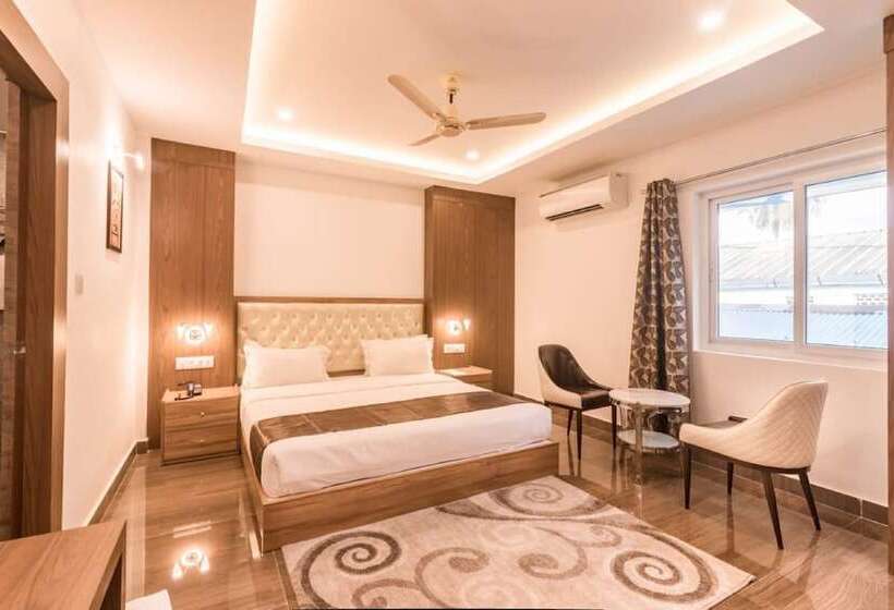 Hotelli Grand Paradise