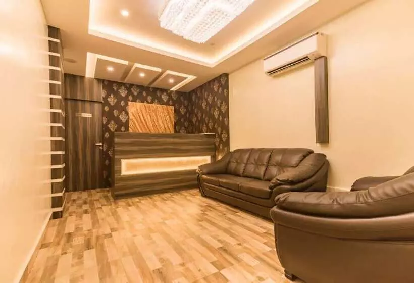 Hotelli Grand Paradise