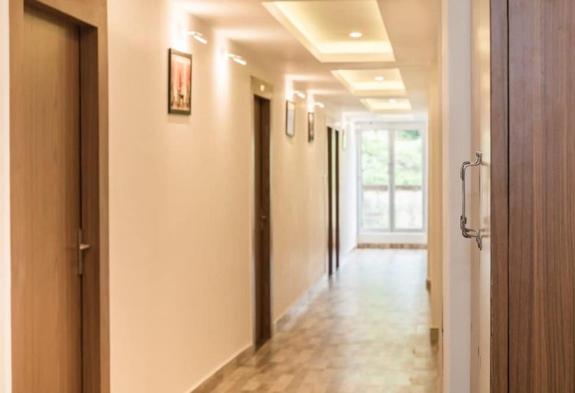 Hotelli Grand Paradise