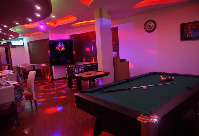 فندق Park Residency, Kakkanad