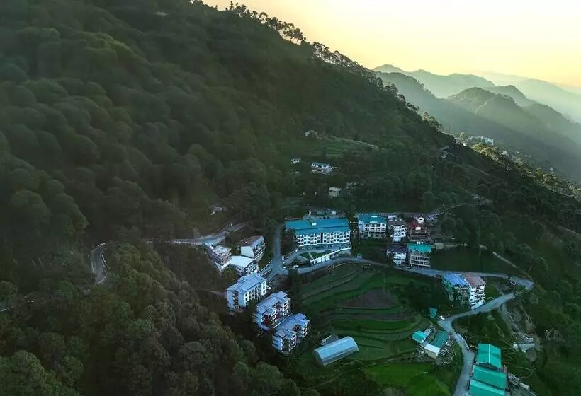 ホテル Sterling Nainital