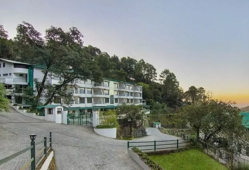 ホテル Sterling Nainital