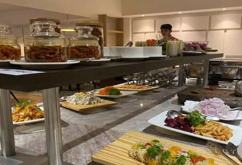 ホテル Sterling Nainital