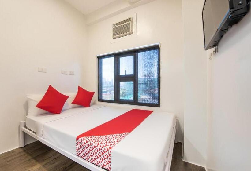 Отель Oyo 563 Mytown New York