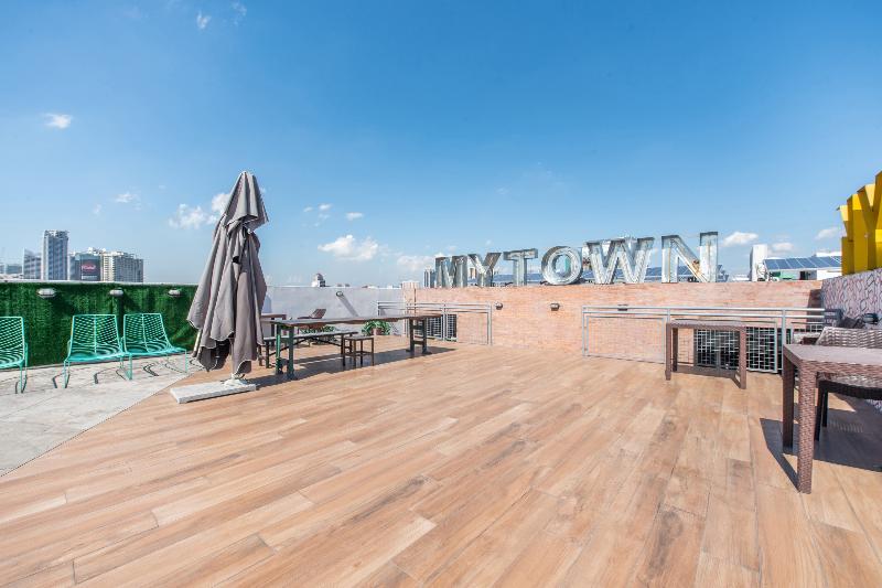 Отель Oyo 563 Mytown New York