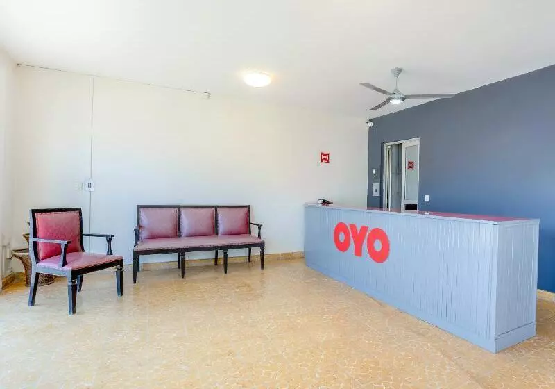 Hotelli Oyo  Cristal