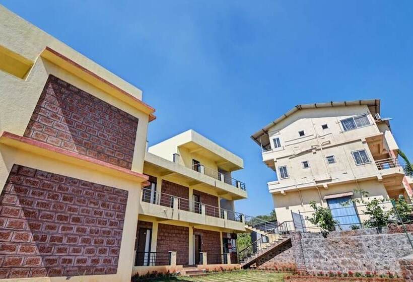 Hotell Aditya Hill View Inn