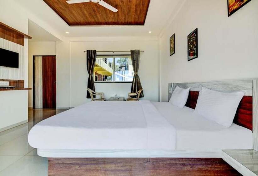 Hotell Aditya Hill View Inn