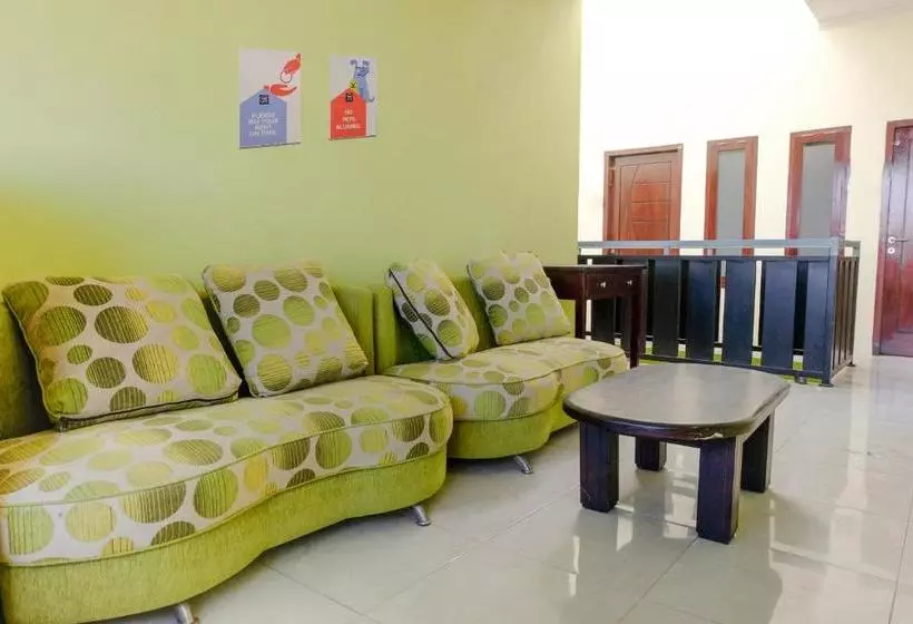 Hotelli Zulfina Homestay Syariah Mitra Reddoorz