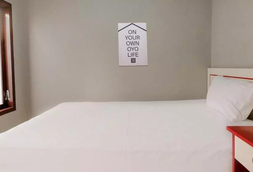 Hotelli Zulfina Homestay Syariah Mitra Reddoorz