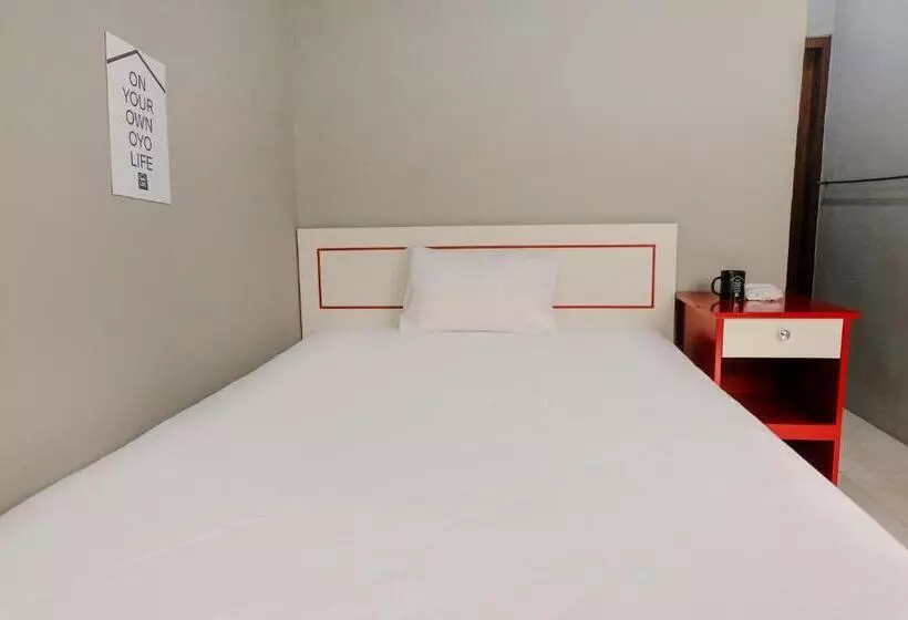 Hotelli Zulfina Homestay Syariah Mitra Reddoorz