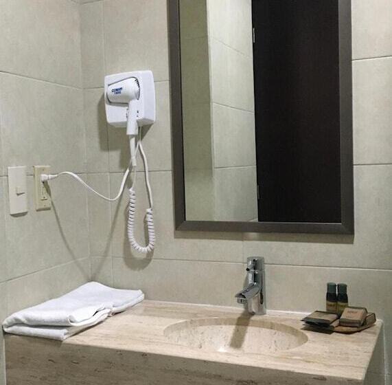 호텔 Harbour Inn   Veracruz